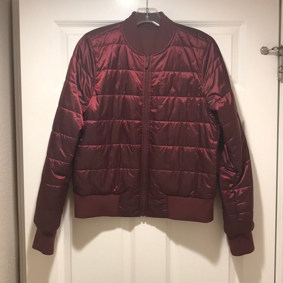 NWOT Lululemon Non Stop Bomber *Reversible Size 8